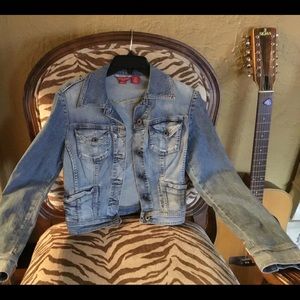 “Guess” Ladies Jean jacket